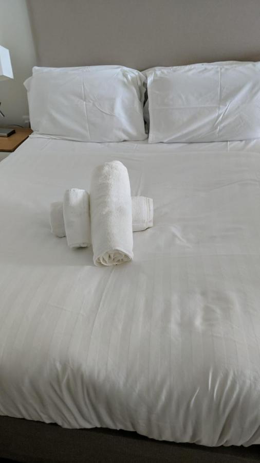 Entire London Studio With Kitchenette Apartment ภายนอก รูปภาพ